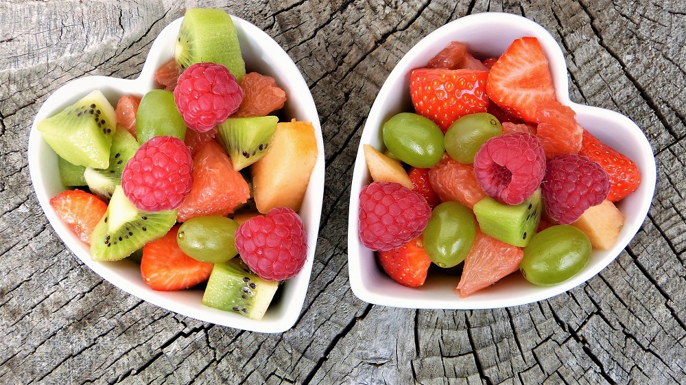 modern_women_walentynki_fruit